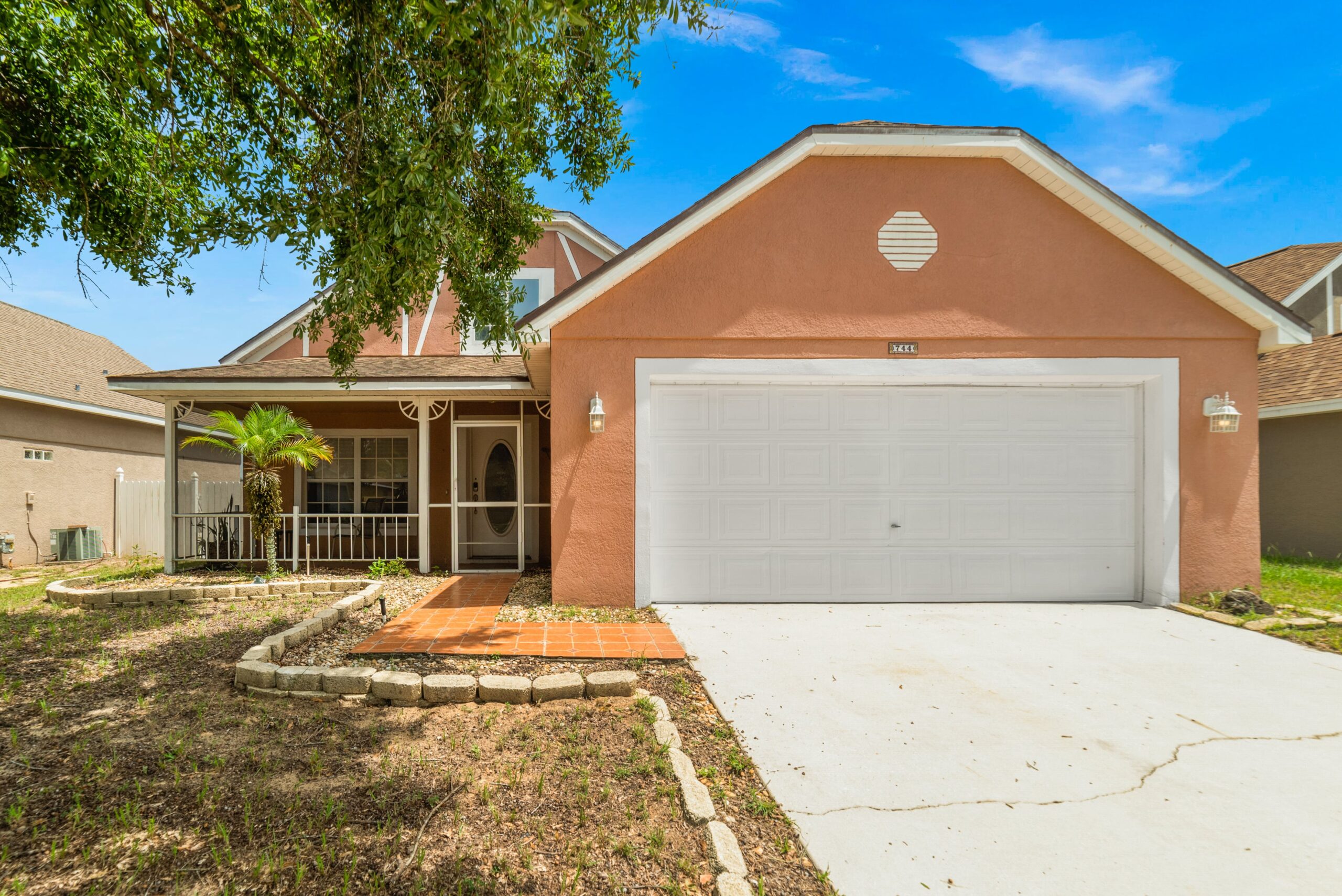 38E7B1CA-2844-4F16-AAFF-EC5DCEE45F4E-min